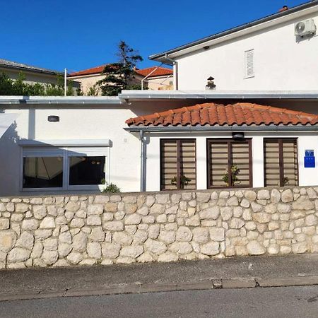 Holiday House With A Parking Space Novi Vinodolski - 17533 ภายนอก รูปภาพ