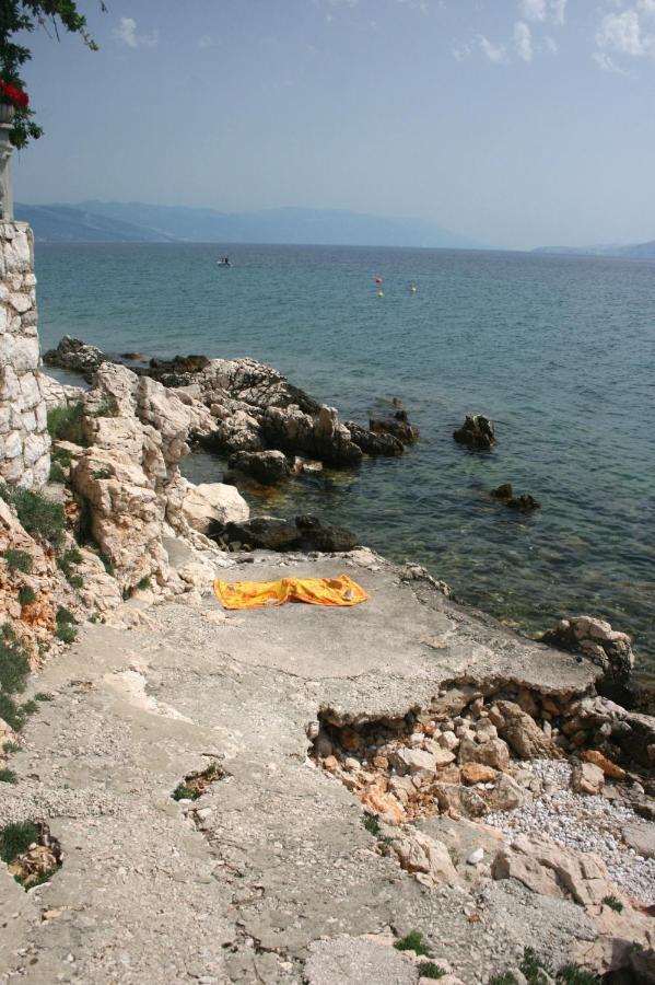 Holiday House With A Parking Space Novi Vinodolski - 17533 ภายนอก รูปภาพ